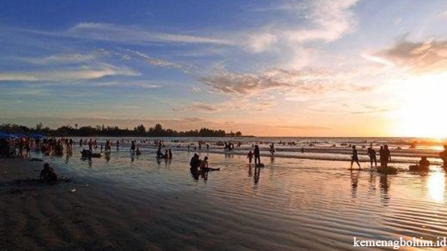 Wisata Bahari Keluarga Pantai Jakat Bengkulu